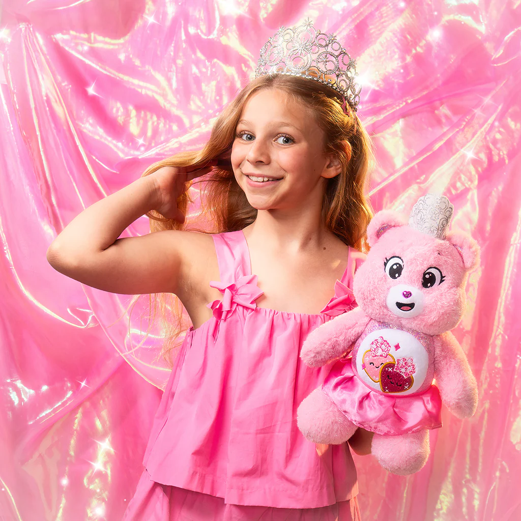 Care Bears x Wicked 2pk Boxed Set (Love-a-Lot Bear as Glinda and Good Luck Bear as Elphaba) 30cm Plush - Image 11